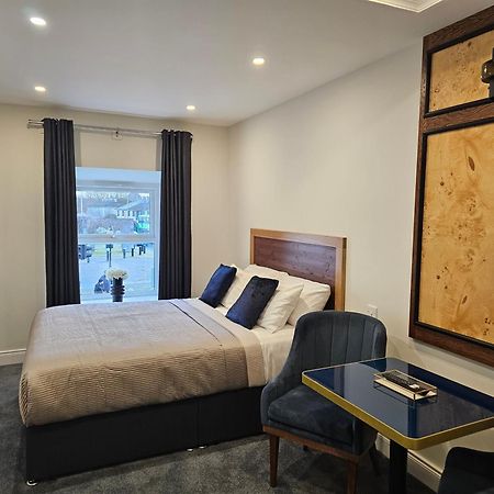 B53 Accommodation Мейнут Екстериор снимка