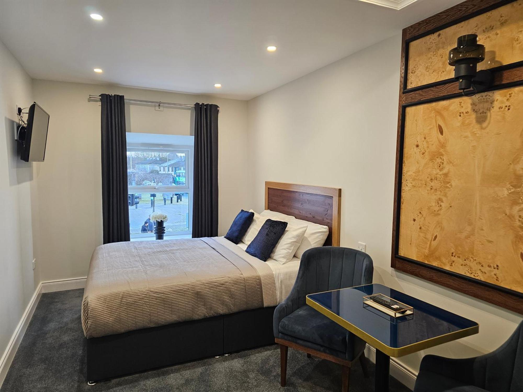 B53 Accommodation Мейнут Екстериор снимка